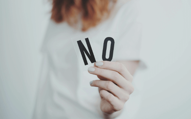 NOの字をもった女性